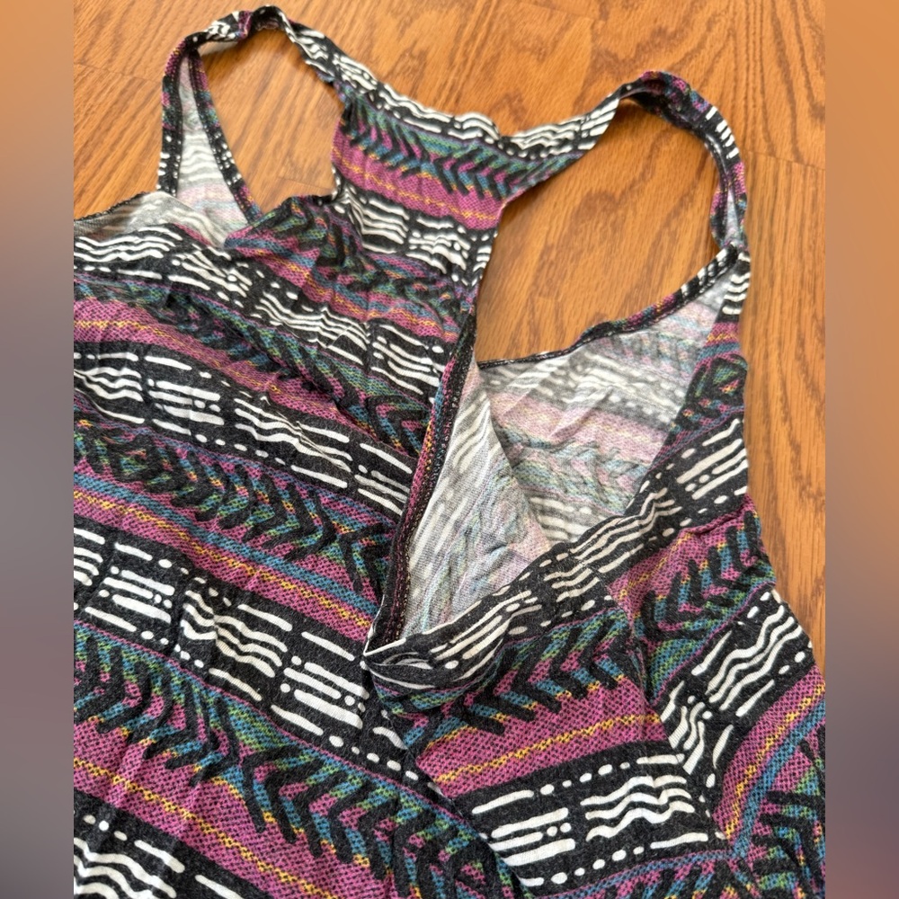 Element Women’s Multi colored Tribal Racerback Flowy Tank Top - Size Small - Picture 6 of 8